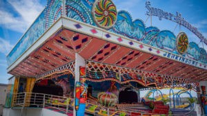 Super Himalaya ride in motion at Jenkinson's Boardwalk